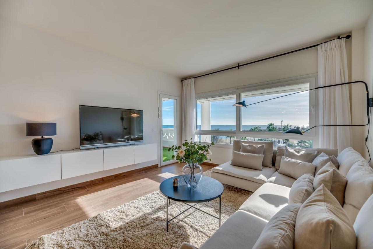 Vacation Marbella I Top 1 Puerto Banus Sea Front Rental, Renovated Eksteriør billede