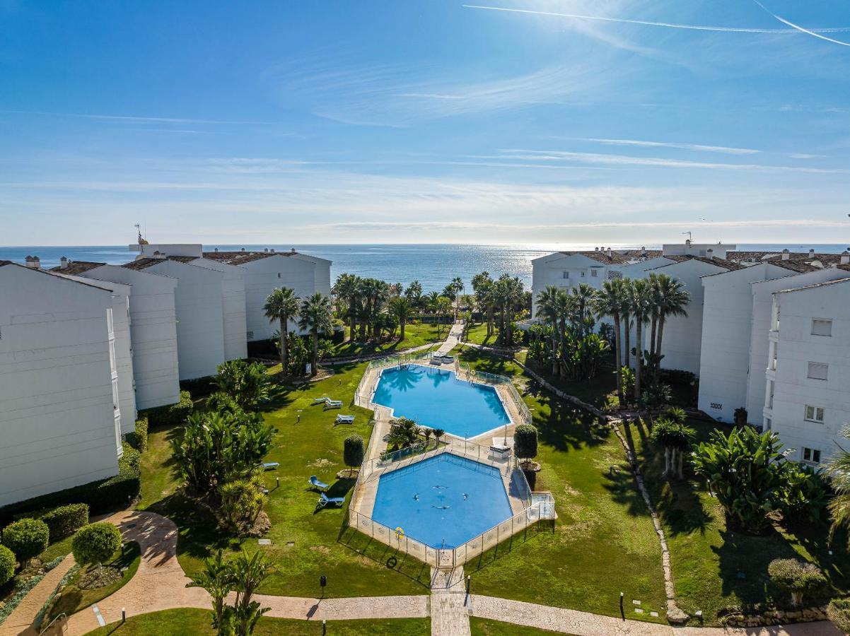 Vacation Marbella I Top 1 Puerto Banus Sea Front Rental, Renovated Eksteriør billede