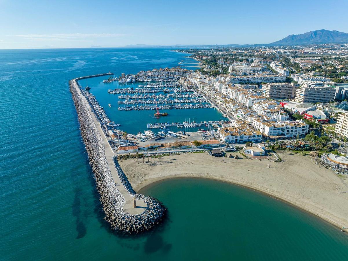 Vacation Marbella I Top 1 Puerto Banus Sea Front Rental, Renovated Eksteriør billede