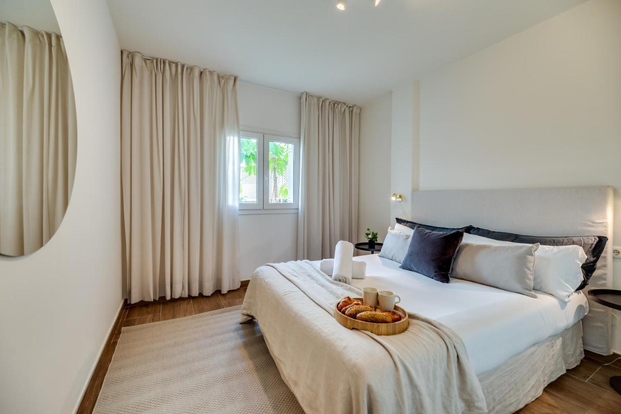 Vacation Marbella I Top 1 Puerto Banus Sea Front Rental, Renovated Eksteriør billede