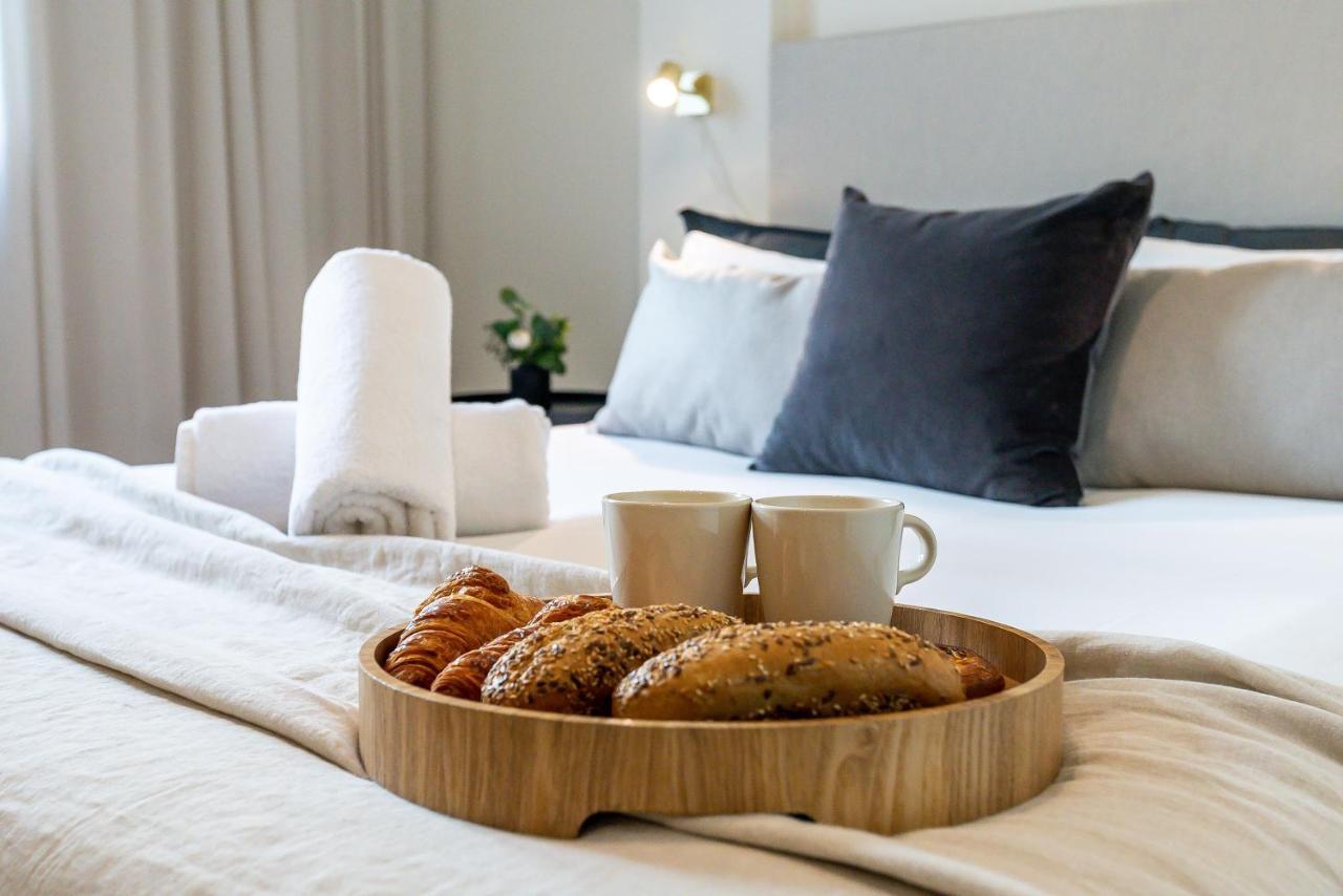 Vacation Marbella I Top 1 Puerto Banus Sea Front Rental, Renovated Eksteriør billede
